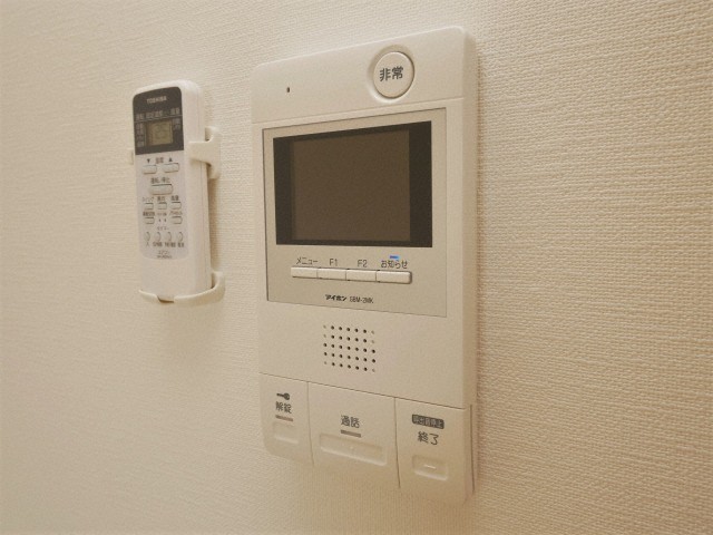 セキュリティ　モニター付きインターホンです