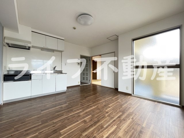 居室・リビング　居間です