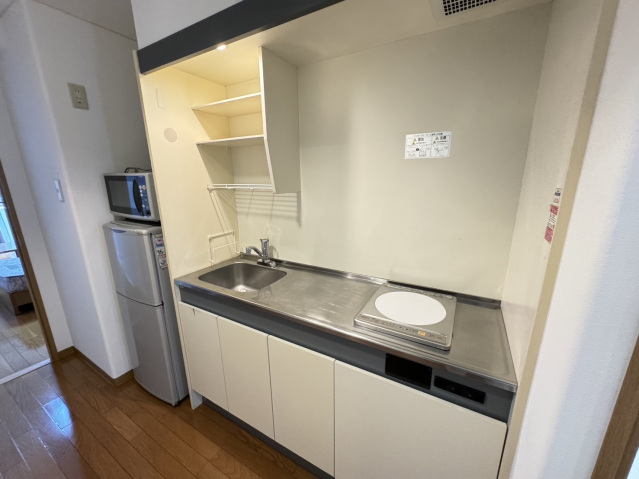 キッチン　同物件別号室の写真です。