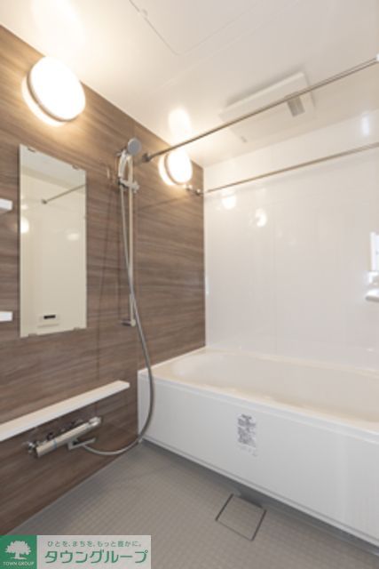 バス・シャワールーム　※写真は同タイプ住戸です。