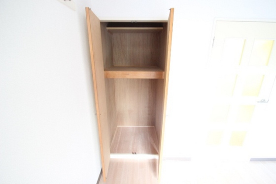 収納　※別部屋の写真です