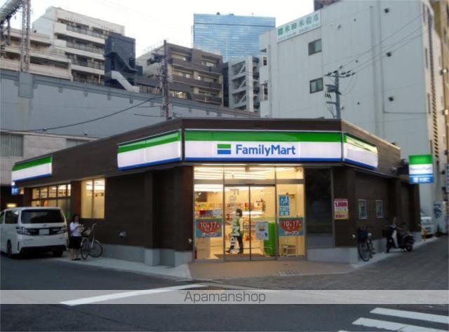 コンビニ　ファミリーマート　森ノ宮中央店（コンビニ）まで240m