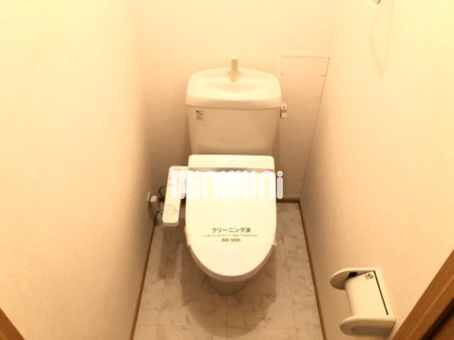 トイレ　温水洗浄便座