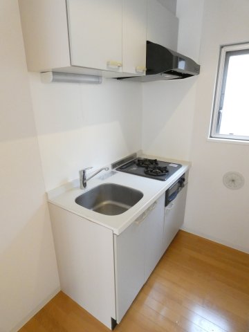 キッチン　※別部屋参考写真