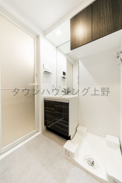 洗面設備　※写真は同タイプ住戸です。