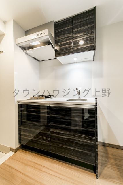 キッチン　※写真は同タイプ住戸です。