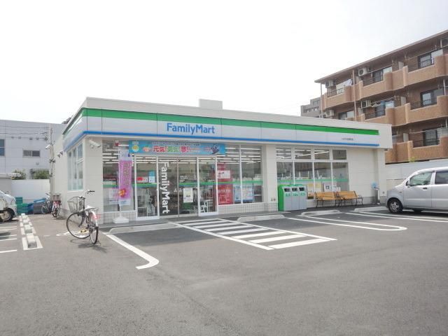コンビニ　ファミリーマート（コンビニ）まで506m