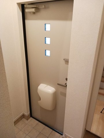 玄関　落ち着いた玄関です