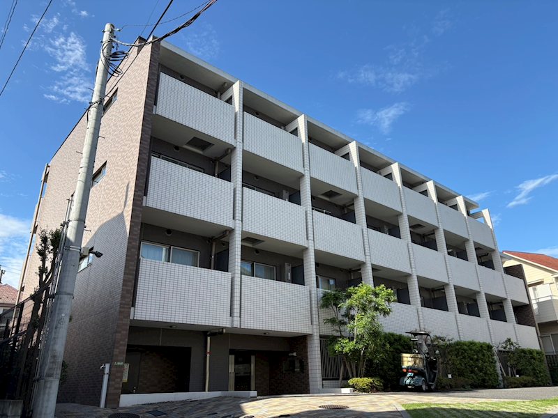 建物外観　落ち着いたナチュラルテイストのシックな外観