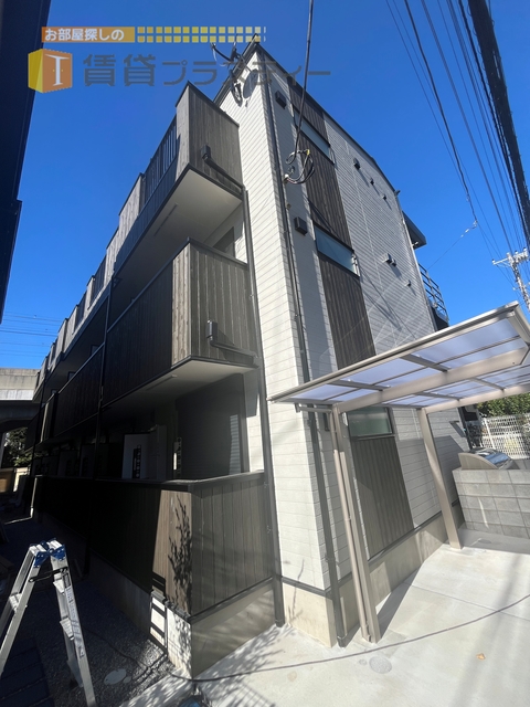 建物外観　３駅使えるトライアングルエリア。
