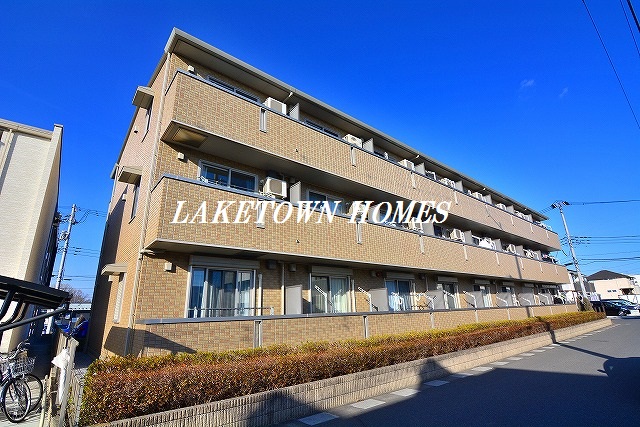 建物外観　レイクタウンでのお部屋探しは『地元の当社』にお任せ下さい！