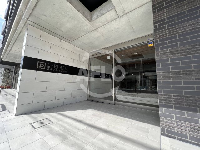 エントランス　エルプレイス本町　エントランス