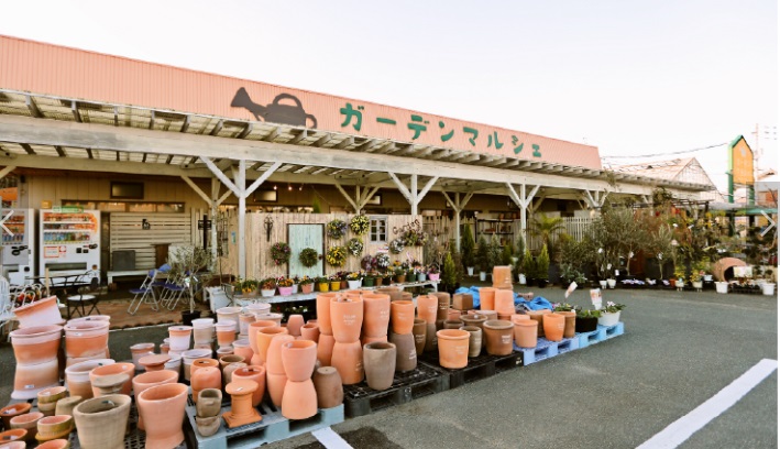 ホームセンター　ガーデンマルシェ下関店（ホームセンター）まで749m
