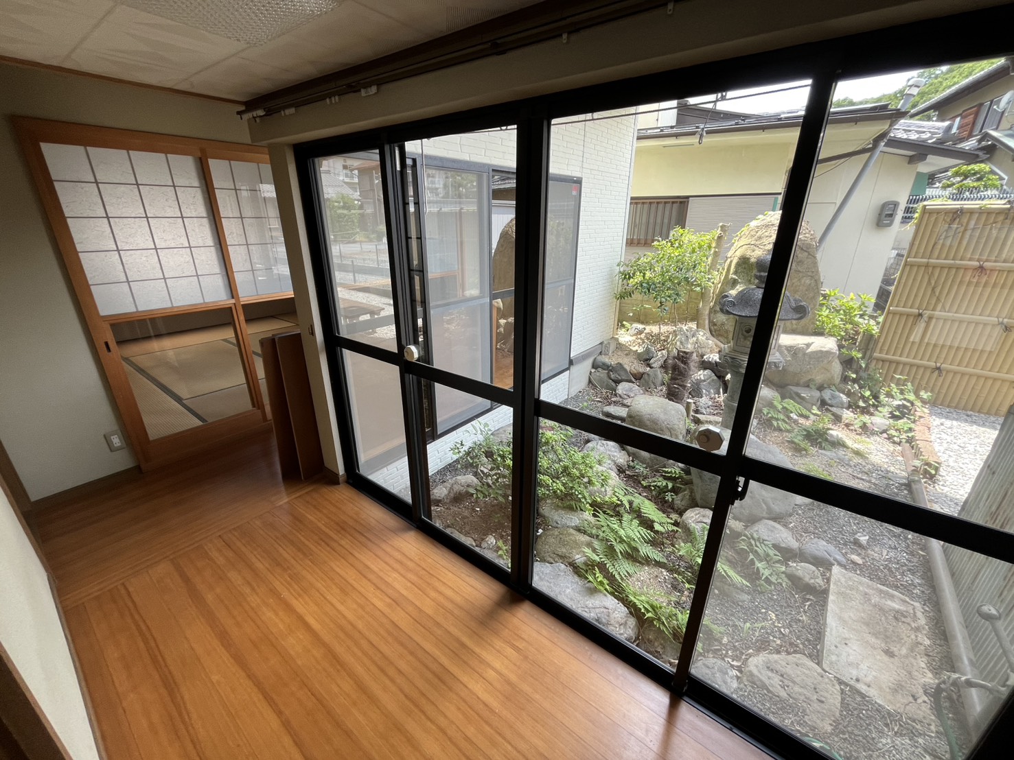 彦根市芹川町貸家の外観写真