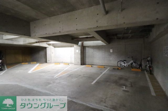 駐車場　★お問い合わせはタウンハウジングまで★