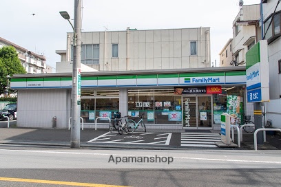 コンビニ　ファミリーマート（コンビニ）まで399m