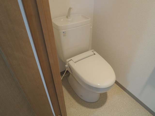 トイレ　清潔感のある落ち着くトイレです♪