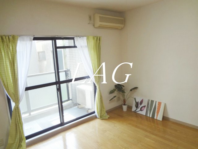 居室・リビング　洋室のお部屋です。