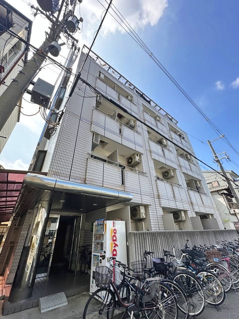 建物外観　エレベーターも完備しております♪♪