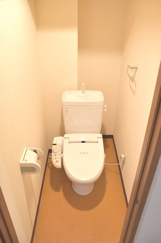 トイレ　※別部屋のお写真になります