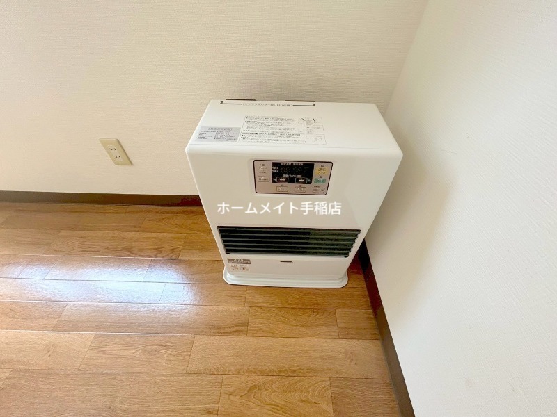 その他設備　灯油ストーブ付きです！
