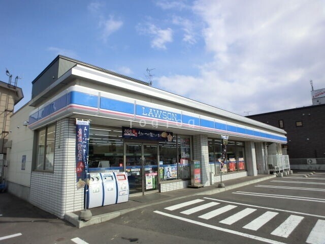 コンビニ　ローソン札幌伏古8条店（コンビニ）まで750m