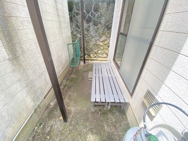 庭　ゆったりとした専用庭は子供の遊び場にもなります♪