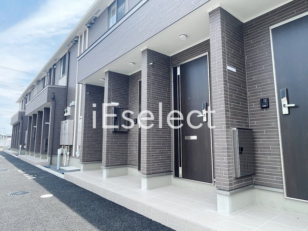 エントランス　お部屋へはこちらから★