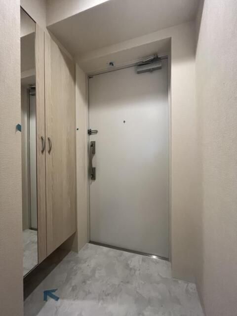 玄関　落ち着いた玄関です