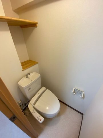 トイレ　シンプルで使いやすいトイレです