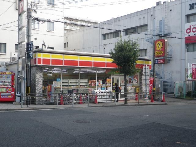 コンビニ　デイリーヤマザキＪＲ平野駅前店（コンビニ）まで369m