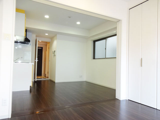 居室・リビング　全部屋フローリング！気持ちの良いお部屋です☆
