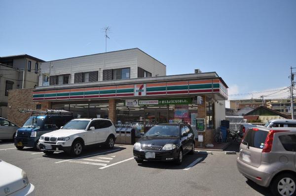 コンビニ　セブンイレブン 藤沢片瀬店（コンビニ）まで246m