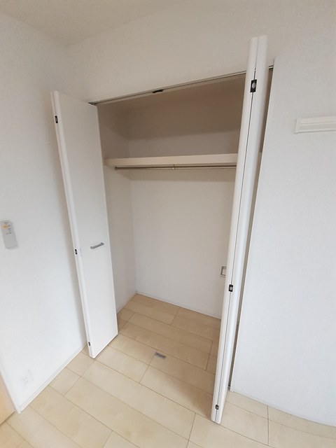 収納　クローゼット