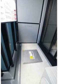 バルコニー　バルコニー