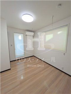 その他部屋・スペース　落ち着いて過ごせるお部屋なので、寝室にいかがでしょうか