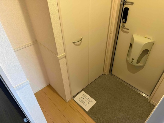 近鉄名古屋線 伏屋駅 徒歩10分 2階建 築13年の玄関写真