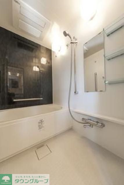 バス・シャワールーム　※写真は同タイプ住戸です。