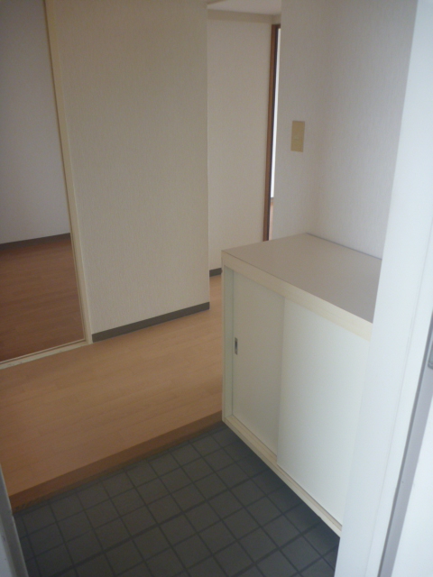 玄関　他部屋参照