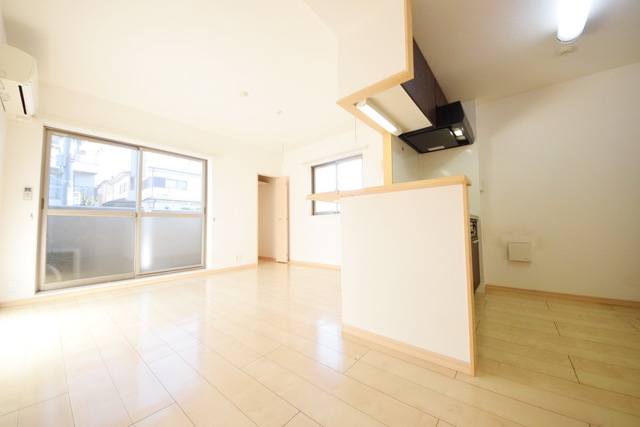 居室・リビング　～広くてきれいなお部屋っ～