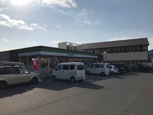 コンビニ　ファミリーマート 静岡大学前店（コンビニ）まで384m