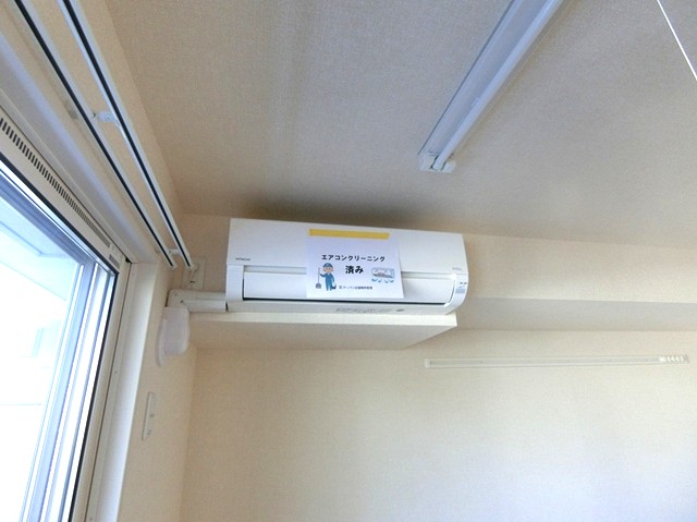 その他設備　暑い夏や寒い冬に大活躍のエアコン付きです☆冷暖房完備で1年中