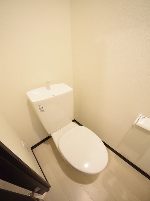 トイレ　バス・トイレもちろん別です