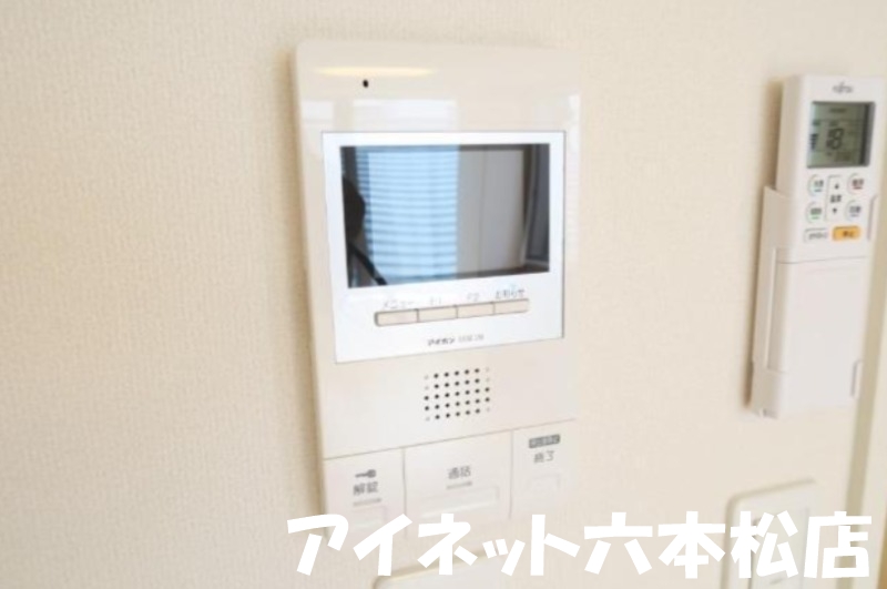 セキュリティ　モニター付きで安心ですね。