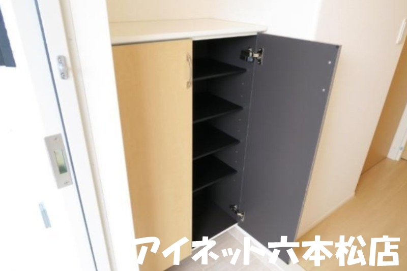収納　玄関収納もたっぷりでいいですね。
