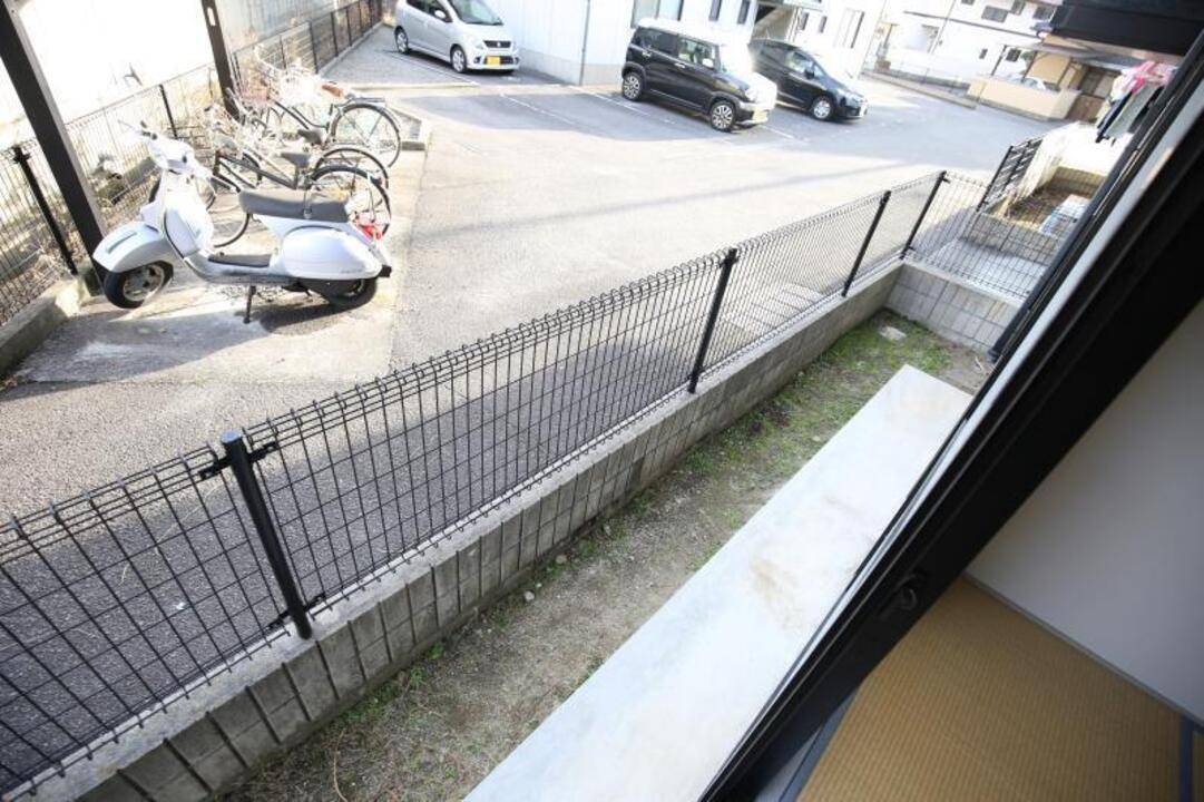 バルコニー　バルコニー