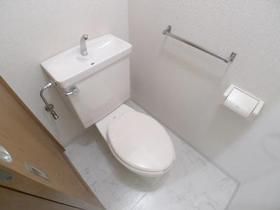トイレ　別のお部屋の写真です