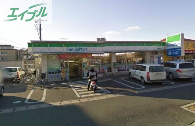 コンビニ　ファミリーマート岡山国富店（コンビニ）まで720m