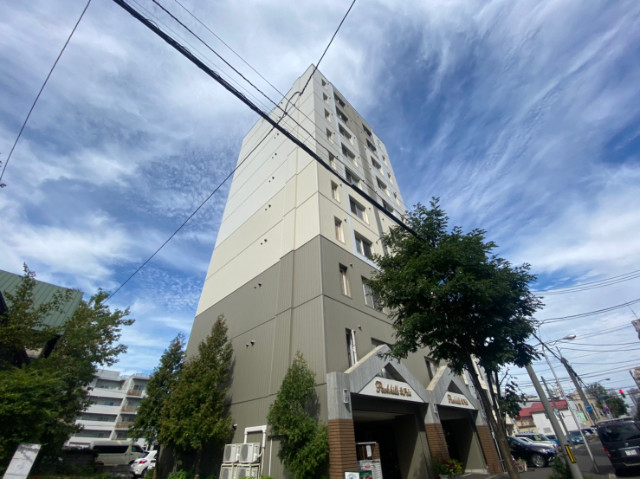 建物外観　札幌市中央区北６条西「パークヒルズ北円山」