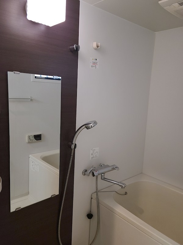 バス・シャワールーム　※別部屋写真